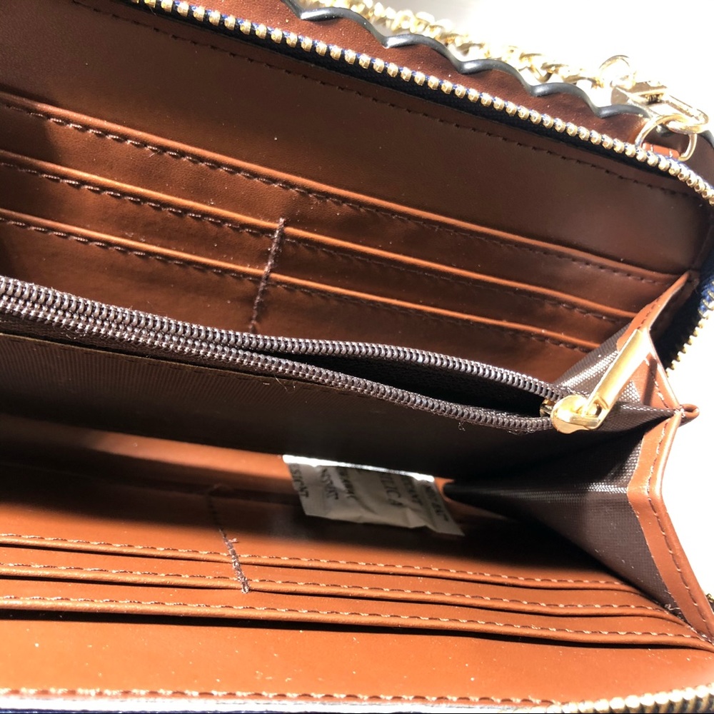 LOL Handbag - Picture 5 of 7